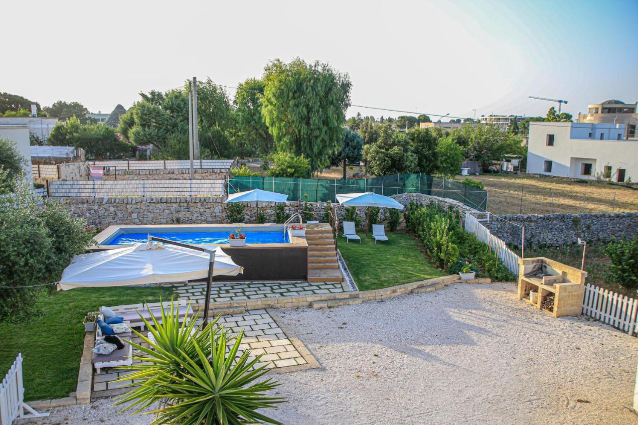 Trulli Donna Isabella Acomodação com café da manhã Locorotondo Exterior foto